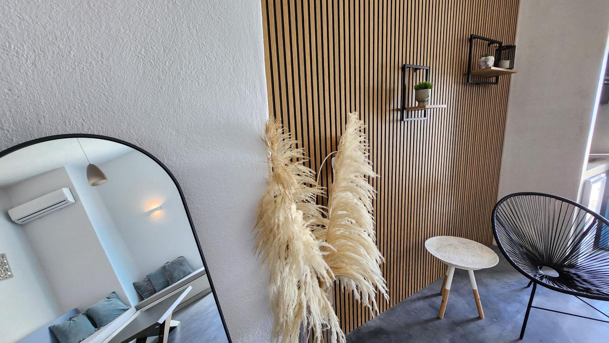 Euphoria Suites & Deluxe Studios Fira  Bagian luar foto